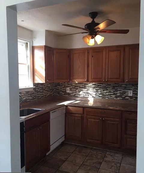 805 Selma St #1 — Photo 8