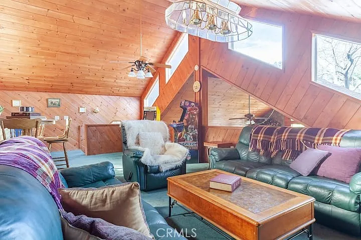 723 Bergschrund Dr — Photo 10