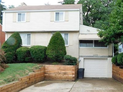 12109 Joan Dr, Pittsburgh, PA, 15235