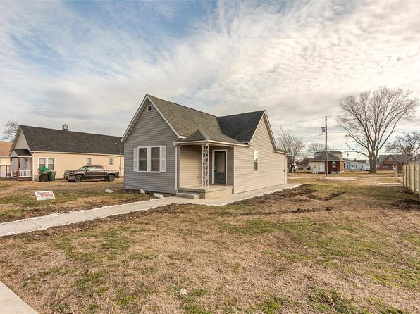 1656 3rd St, Madison, IL 62060