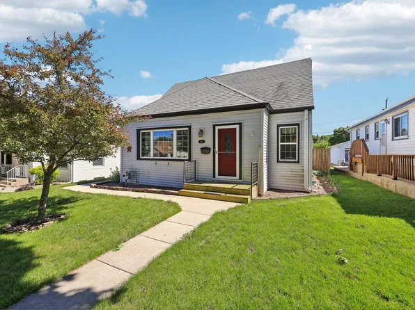 3863 East Underwood AVENUE, Cudahy, WI 53110