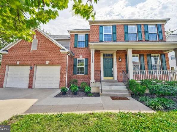 46797 Backwater Dr, Sterling, VA 20164