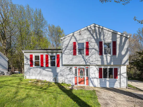 4826 Lexington Ave, Portage, MI 49002