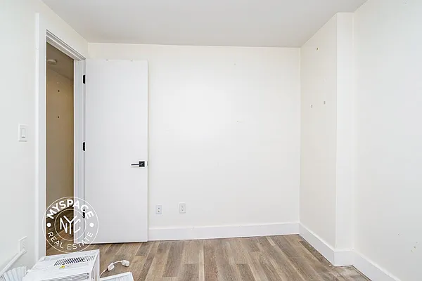 Rented by Simply Brooklyn Realty Inc | media 11