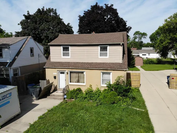 5111 North 61st STREET, Milwaukee, WI 53218