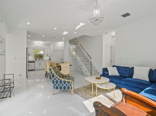 833 SW 17th St #2, Fort Lauderdale, FL 33315