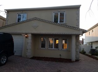 15942 86th St, Howard Beach, NY 11414