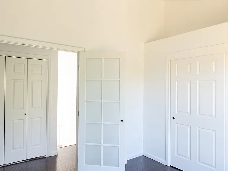 652 Charleston Ct — Photo 18