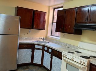 102 W 25th St #2, Baltimore, MD 21218