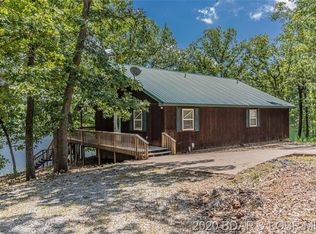 20406 Village Dr, Warsaw, MO 65355