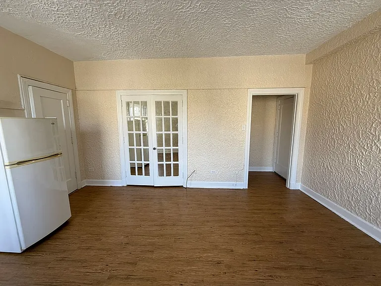 Bayard Manor Apartments — Photo 27