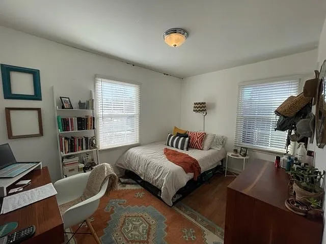2 bed, 980 sqft, $2,200 — Photo 3