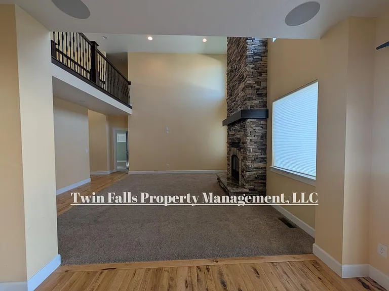 768 Sun Peak Way — Photo 10