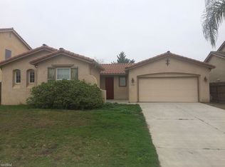 493 N Lexington Pl, Hanford, CA 93230