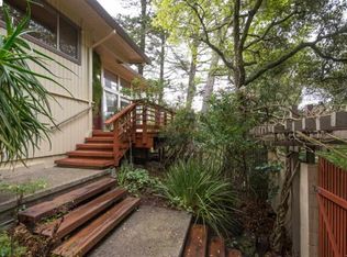 7079 Homewood Dr, Oakland, CA 94611