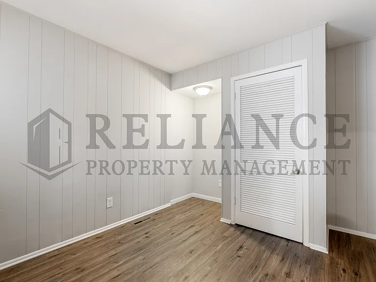 2722 N Holyoke St — Photo 16