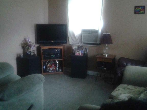 5th image of 58 Princeton Ave