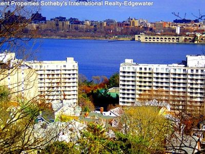 1055 River Rd APT 1003, Edgewater, NJ, 07020