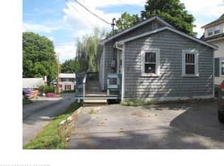 8 2nd St, Hallowell, ME 04347