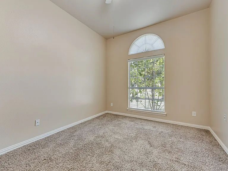 621 Tumbleweed Dr — Photo 24
