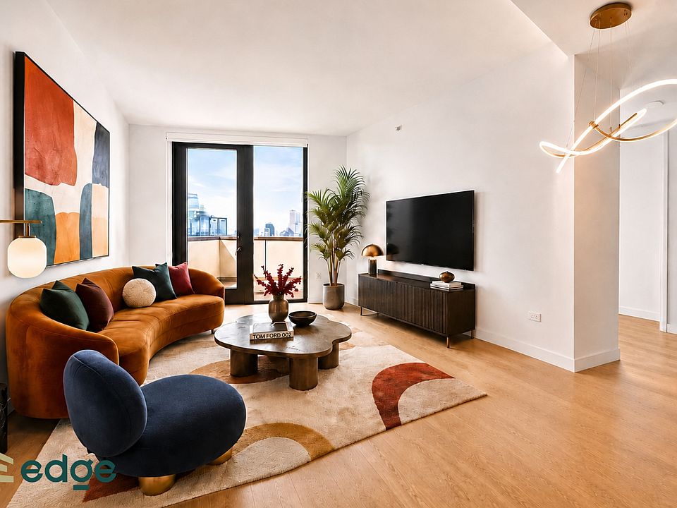 1st image of 329 Broadway #1330