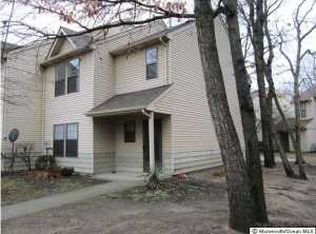 705 Goldthread Ct, Jackson, NJ 08527