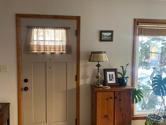 Front Door Entrance has keyless (keypad) entrance.