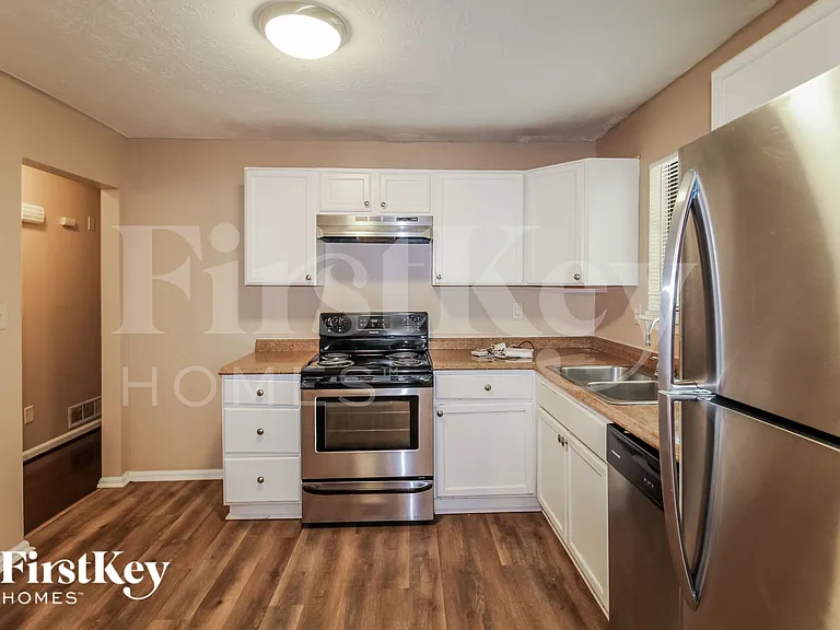 4401 Raven Valley Ct — Photo 3