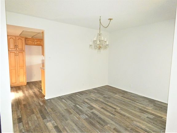 4th image of 4505 California Ave Unit 511
