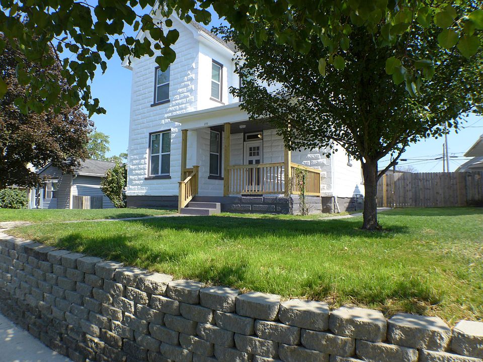 1st image of 270 Woods Ave