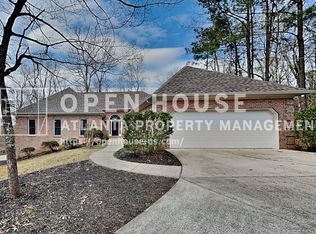 2272 Camden Dr SW, Marietta, GA 30064