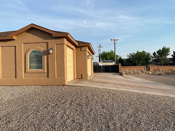 5th image of 406 Tierra Bella Dr