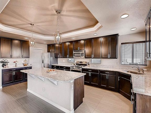 3rd image of 7425 Sioux Cir N