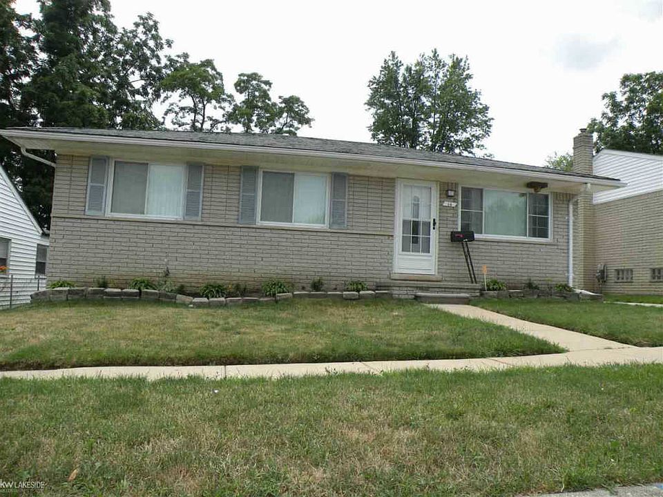 1st image of 14 Gratiot Ct