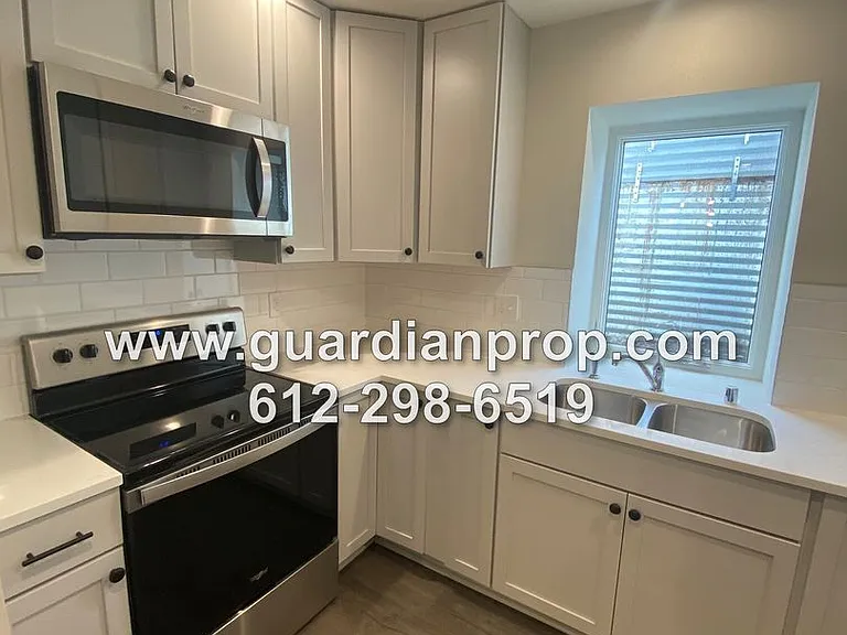 1560 Portland Avenue — Photo 14