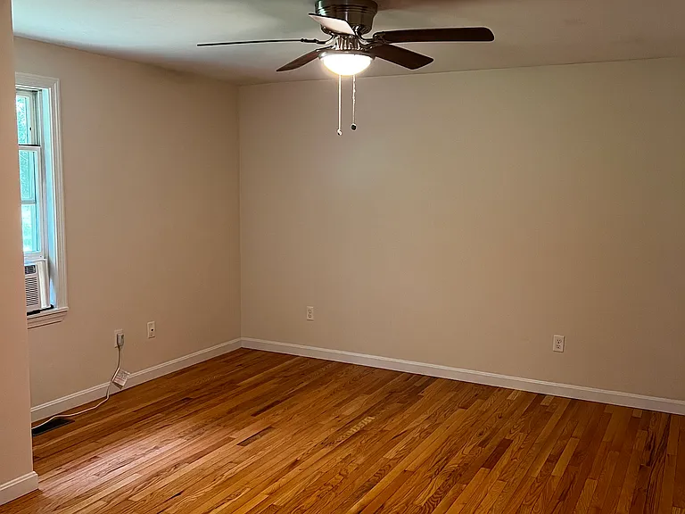 965 Worcester Rd — Photo 19