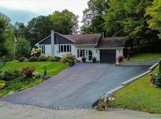 5 Forest Hill Rd, Bancroft, ON K0L1C0