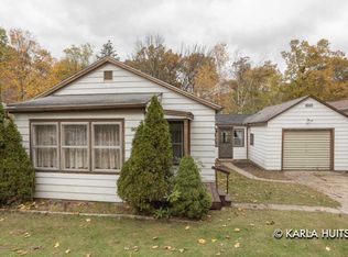 1543 Dunlap St NW, Grand Rapids, MI