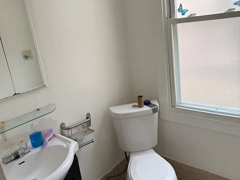 54 Winthrop St #1 — Photo 11