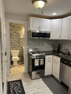 230 Beacon St #1 — Photo 2