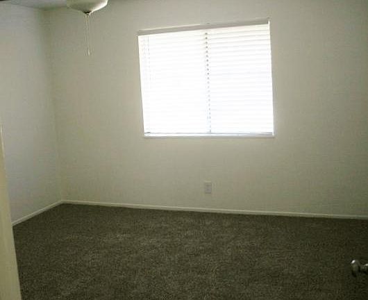 4th image of 426 North St
