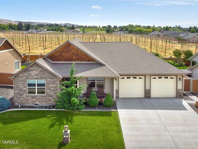 311 Seasons Pkwy, Yakima, WA, 98901