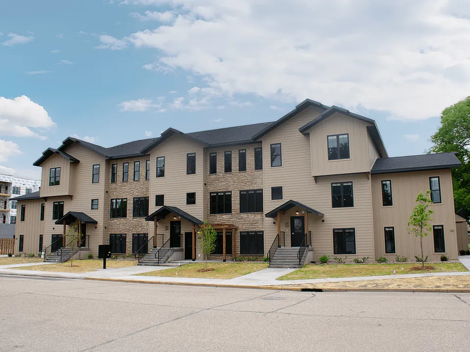 Archway Residences Townhomes Exterior