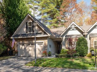 42 Winding Trail Dr, Hendersonville, NC 28791
