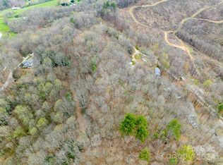 20 Minerva Dr, Waynesville, NC 28785