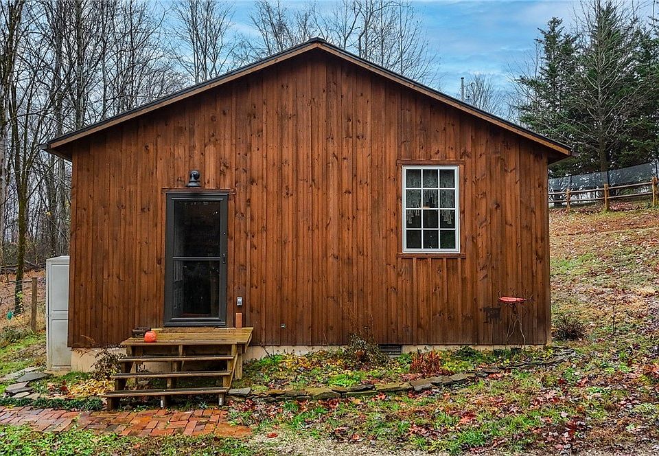 1st image of 169 Kinderhook Ridge Road
