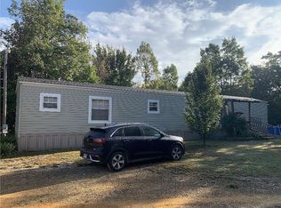 104 Squires Ln, Cove, AR 71937