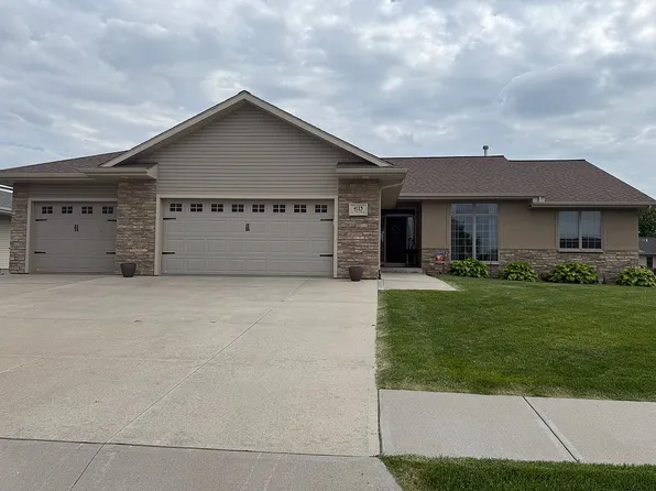 4123 Texas Ave, Grand Island, NE 68803