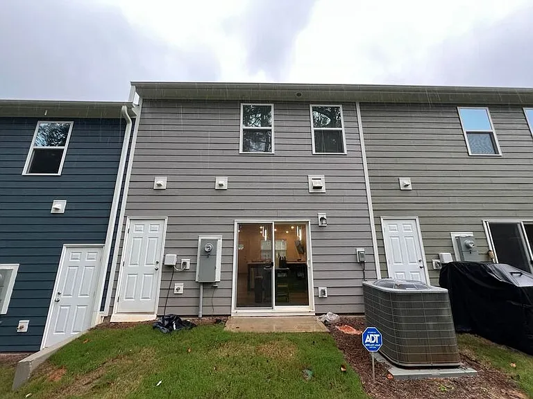 3096 Spline Cir — Photo 24