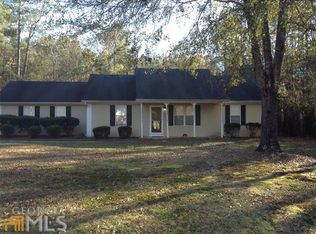 110 Lullwater Dr, Sharpsburg, GA 30277